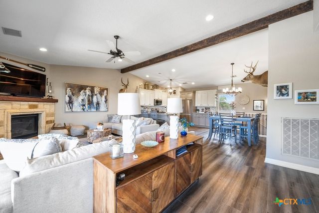 2848 Westview Drive, Canyon Lake, TX 78133