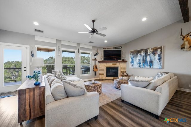 2848 Westview Drive, Canyon Lake, TX 78133