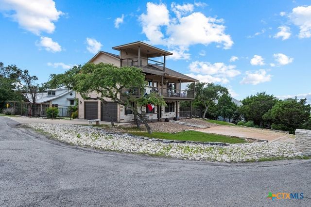 2848 Westview Drive, Canyon Lake, TX 78133
