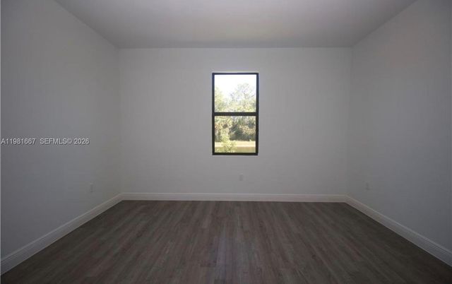 8004 Spice CT, La Belle, FL 33935