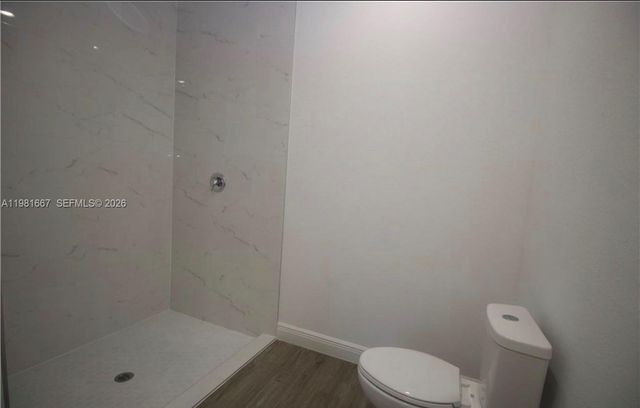 8004 Spice CT, La Belle, FL 33935