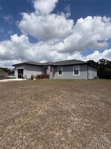 8004 Spice CT, La Belle, FL 33935