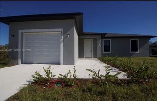 8004 Spice CT, La Belle, FL 33935