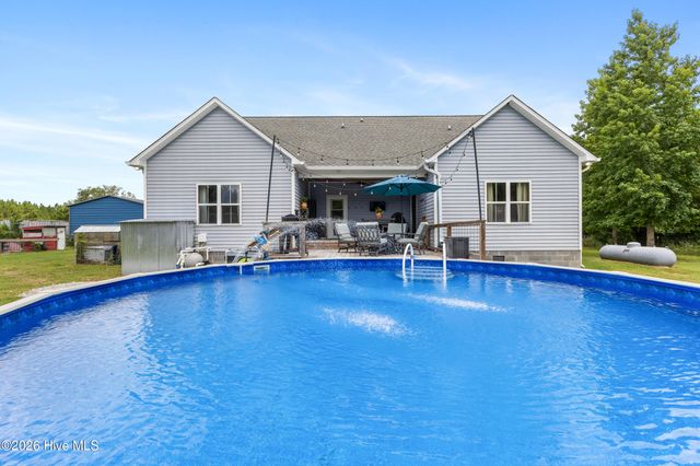 6655 Old Place Road SE, Winnabow, NC 28479
