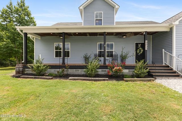 6655 Old Place Road SE, Winnabow, NC 28479
