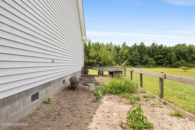 6655 Old Place Road SE, Winnabow, NC 28479