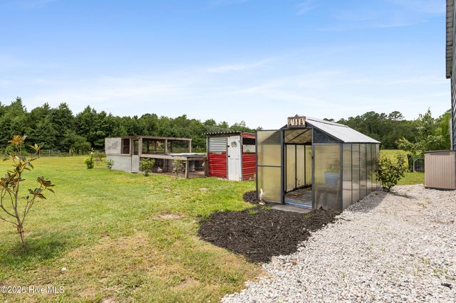 6655 Old Place Road SE, Winnabow, NC 28479