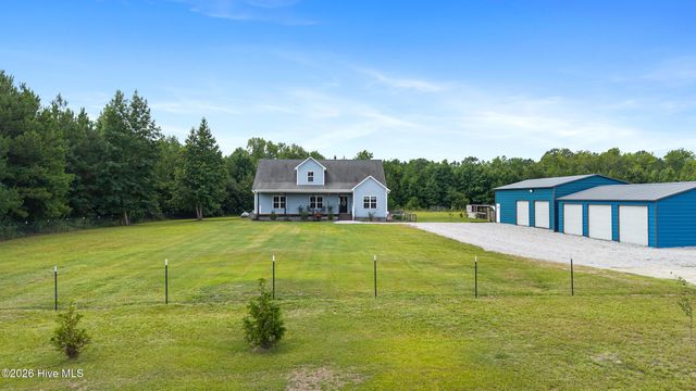 6655 Old Place Road SE, Winnabow, NC 28479