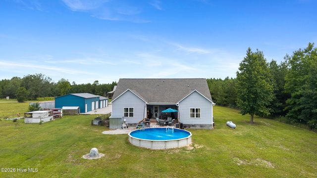 6655 Old Place Road SE, Winnabow, NC 28479