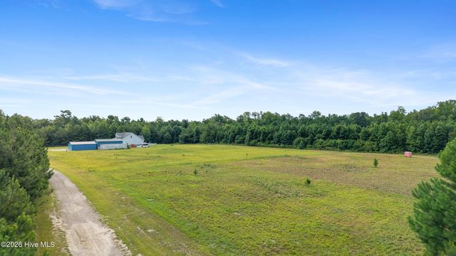 6655 Old Place Road SE, Winnabow, NC 28479