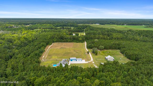 6655 Old Place Road SE, Winnabow, NC 28479