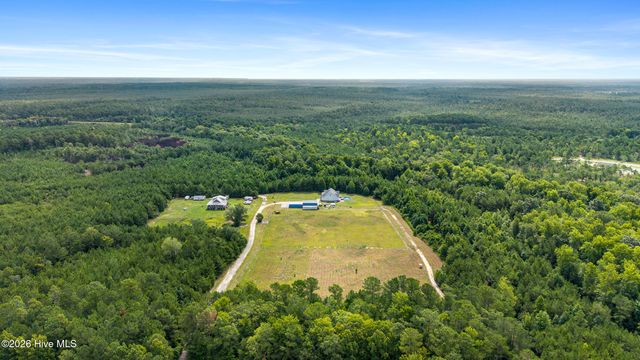 6655 Old Place Road SE, Winnabow, NC 28479