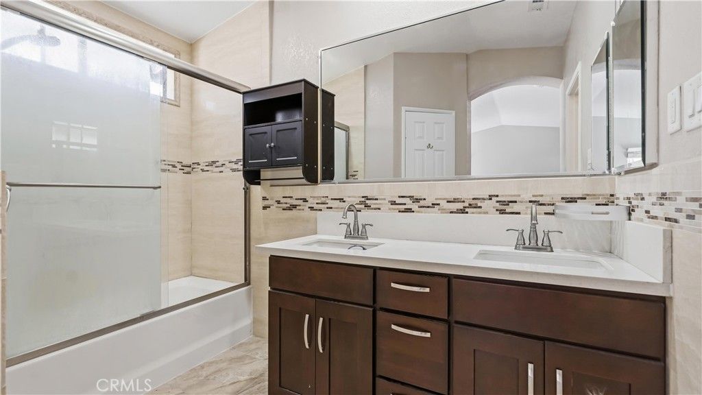 Image 33 of property listing at 3404 Lombardo Dr., Santa Ana, CA 92704