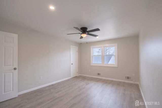 11 Alabama Court, Old Bridge, NJ 07747