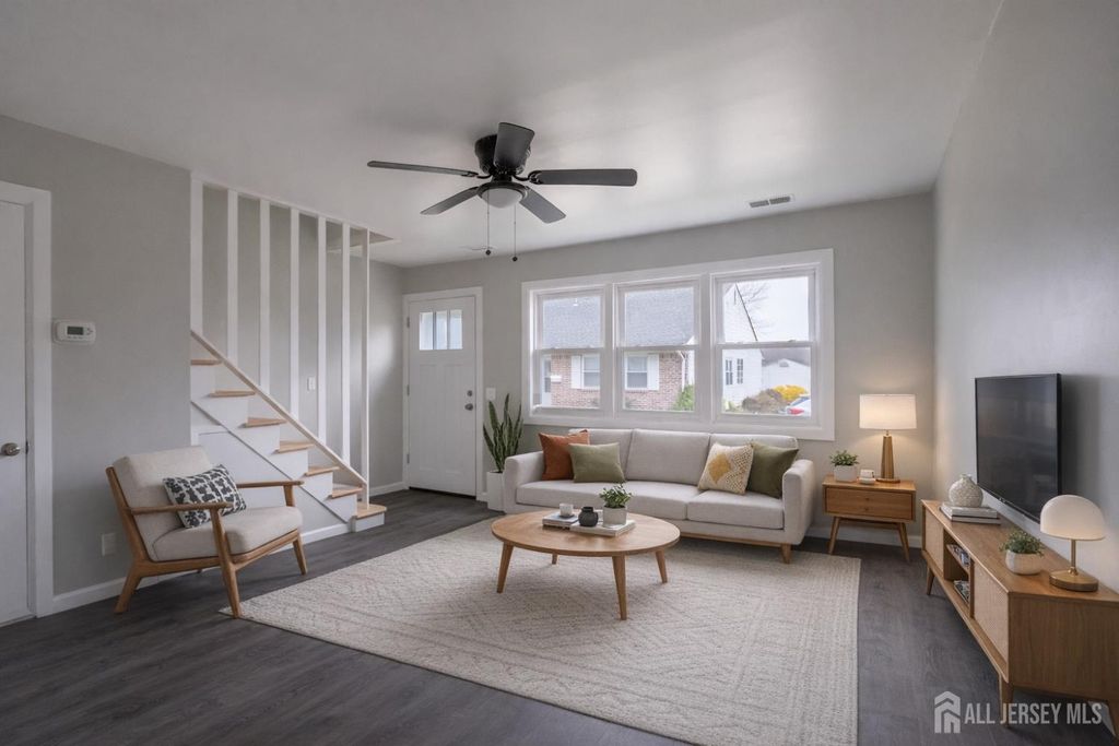 11 Alabama Court, Old Bridge, NJ 07747