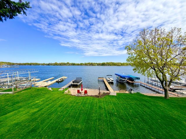 5060 Edgewater Drive, Mound, MN 55364
