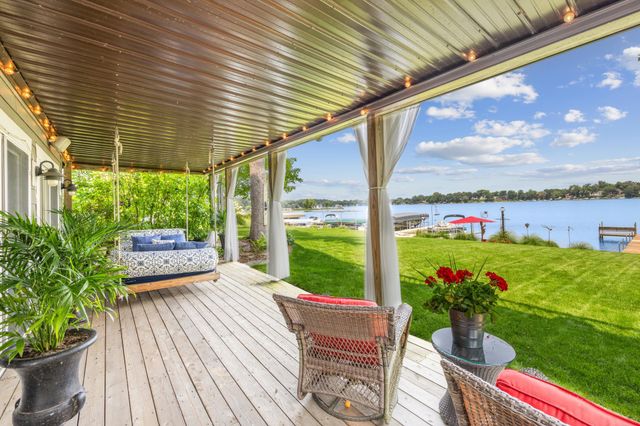 5060 Edgewater Drive, Mound, MN 55364