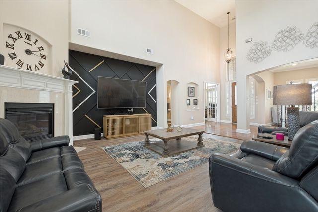 211 Bush Circle, Ferris, TX 75125