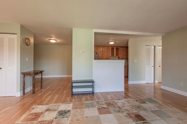 221 Oak Street 3-24, Brockton, MA 02301