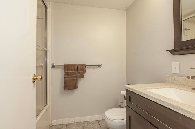 221 Oak Street 3-24, Brockton, MA 02301