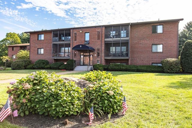 221 Oak Street 3-24, Brockton, MA 02301