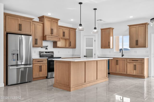 1834 Circulo Glorieta, Rio Rico, AZ 85648