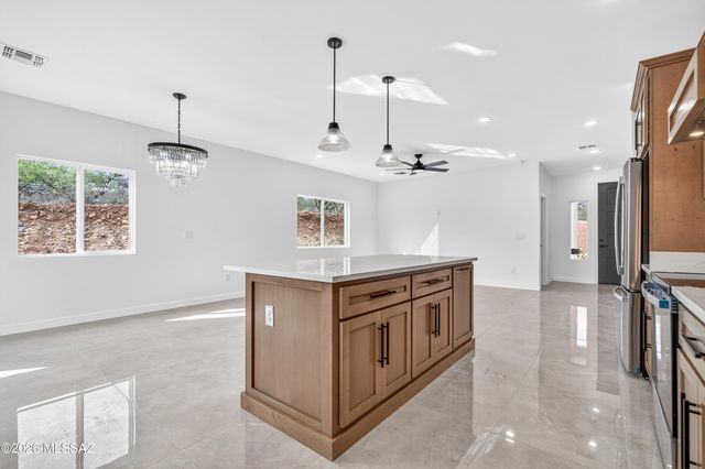 1834 Circulo Glorieta, Rio Rico, AZ 85648
