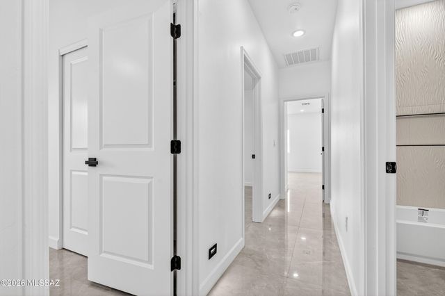 1834 Circulo Glorieta, Rio Rico, AZ 85648