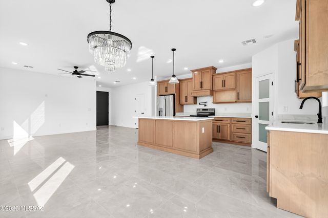1834 Circulo Glorieta, Rio Rico, AZ 85648