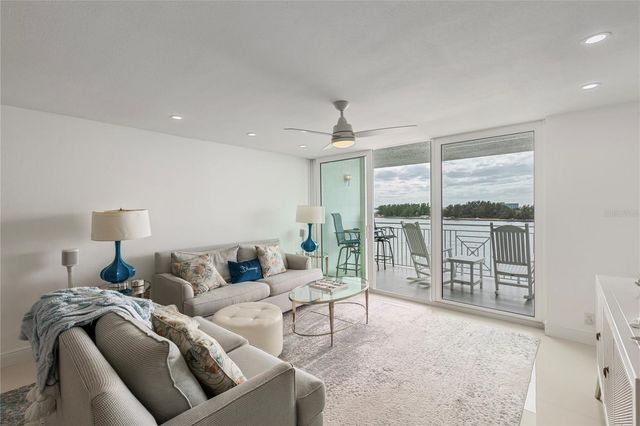 675 S GULFVIEW BOULEVARD 704, Clearwater, FL 33767