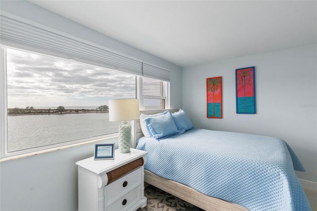 675 S GULFVIEW BOULEVARD 704, Clearwater, FL 33767