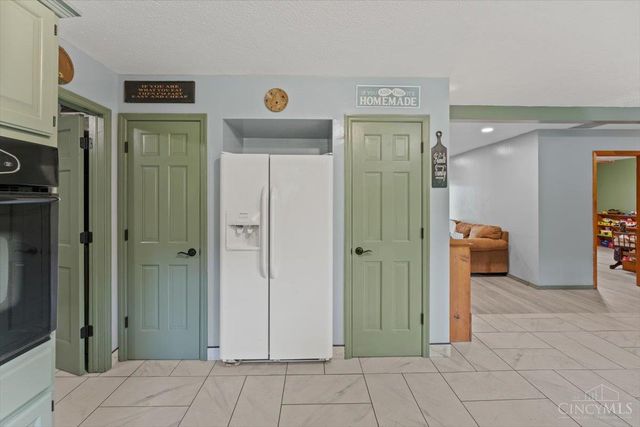 374 Cuckoo Road, Peebles, OH 45660