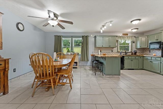 374 Cuckoo Road, Peebles, OH 45660