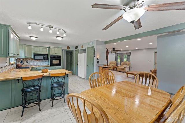 374 Cuckoo Road, Peebles, OH 45660