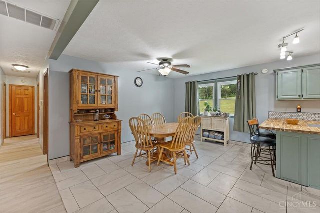374 Cuckoo Road, Peebles, OH 45660