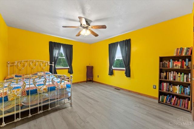 374 Cuckoo Road, Peebles, OH 45660