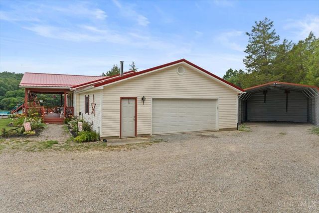 374 Cuckoo Road, Peebles, OH 45660
