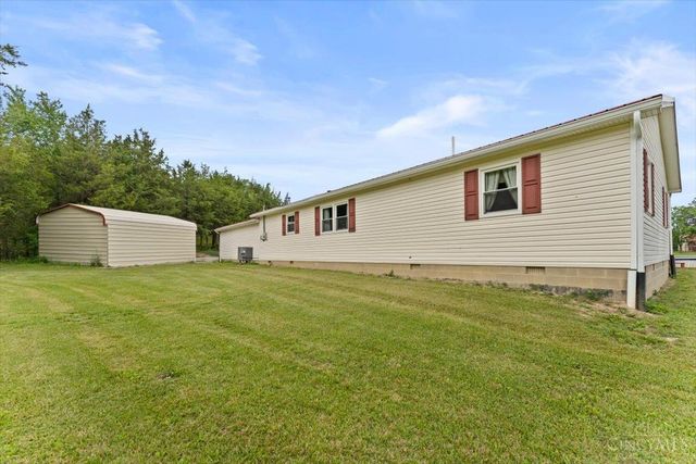 374 Cuckoo Road, Peebles, OH 45660