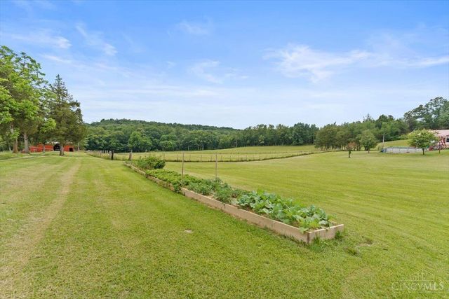 374 Cuckoo Road, Peebles, OH 45660