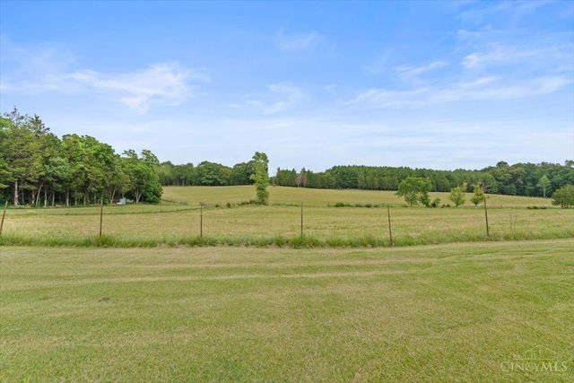 374 Cuckoo Road, Peebles, OH 45660