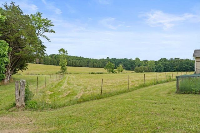 374 Cuckoo Road, Peebles, OH 45660