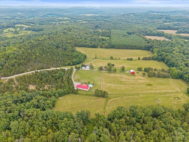 374 Cuckoo Road, Peebles, OH 45660