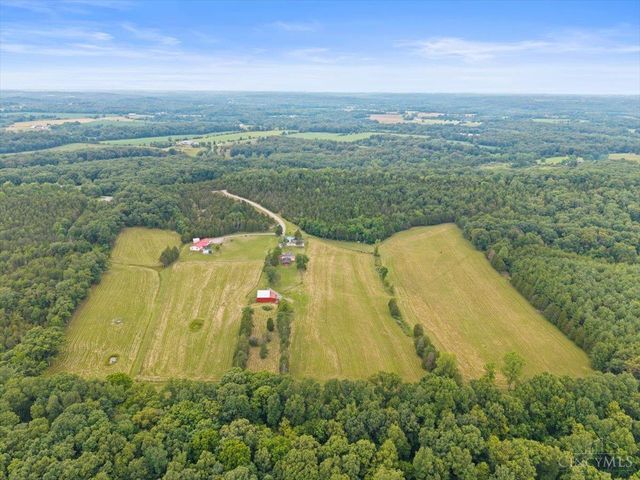 374 Cuckoo Road, Peebles, OH 45660