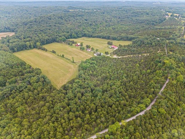 374 Cuckoo Road, Peebles, OH 45660