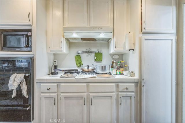 18641 Nathan Hill, Canyon Country, CA 91351