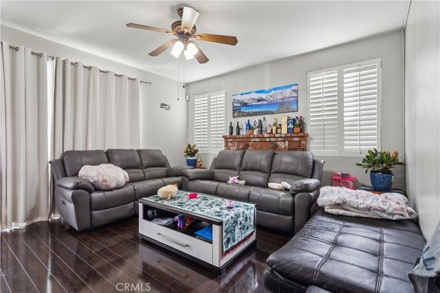 18641 Nathan Hill, Canyon Country, CA 91351