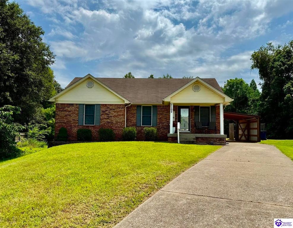 7102 Brook Garden Place, Louisville, KY 40258