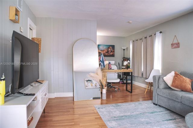 1624-1630 Jackson Street, Hollywood, FL 33020