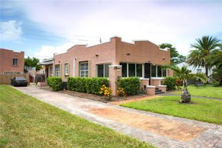 1624-1630 Jackson Street, Hollywood, FL 33020