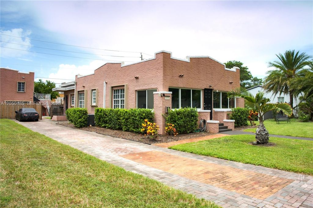 1624-1630 Jackson Street, Hollywood, FL 33020